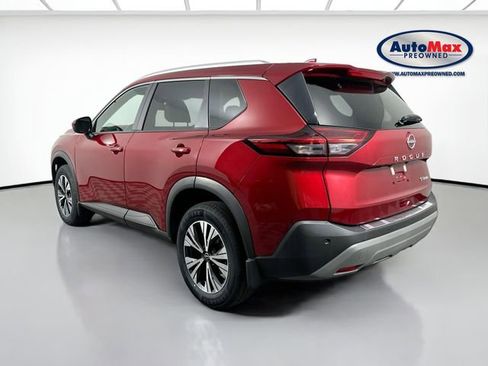 Used 2023 Nissan Rogue SV w/ SV Premium B Package image 6