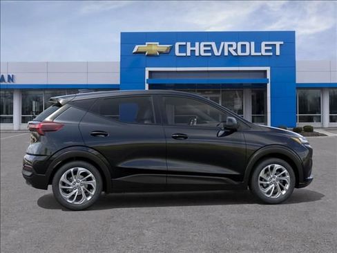 New 2027 Chevrolet Bolt LT w/ Comfort Package FWD image 5