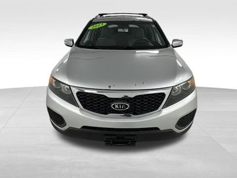 Used 2013 Kia Sorento LX image 8