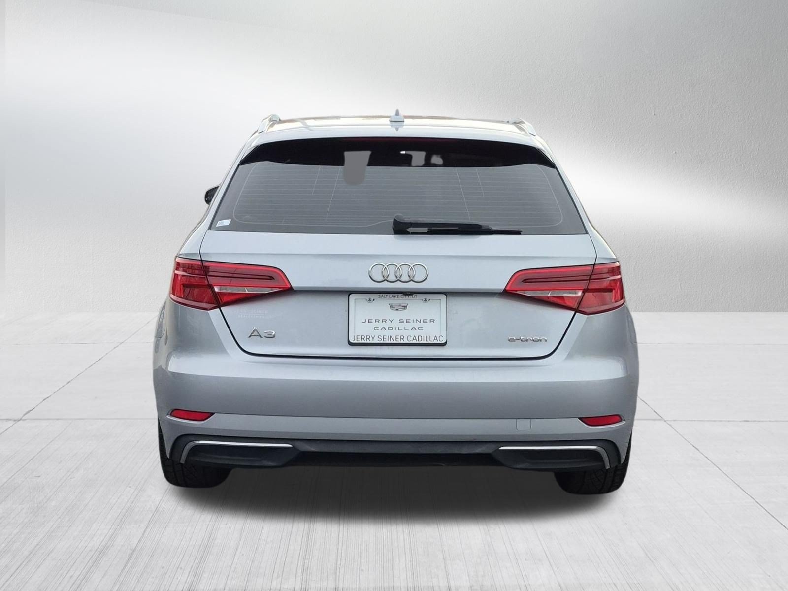 Used 2017 Audi A3 e-tron Premium FWD image 4