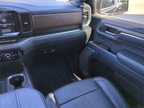 Certified 2024 Chevrolet Silverado 1500 High Country w/ High Country Premium Package image 19