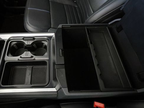 Used 2025 Ford F250 Platinum AWD/4WD image 40