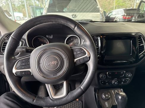 Used 2019 Jeep Compass Altitude image 6