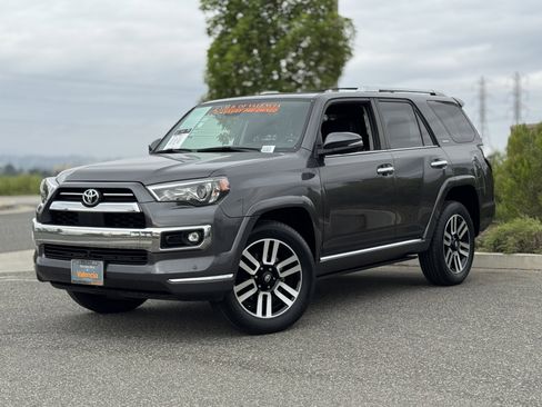 Used 2023 Toyota 4Runner Limited image 2