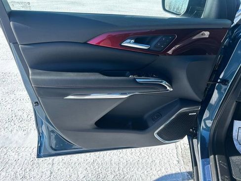 New 2026 Chevrolet Traverse RS image 18