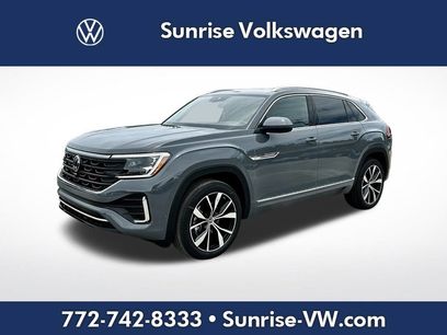 New 2025 Volkswagen Atlas Cross Sport SEL Premium R-Line