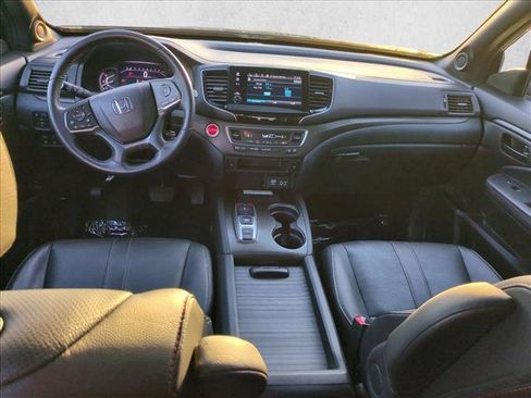 Used 2023 Honda Passport TrailSport image 19