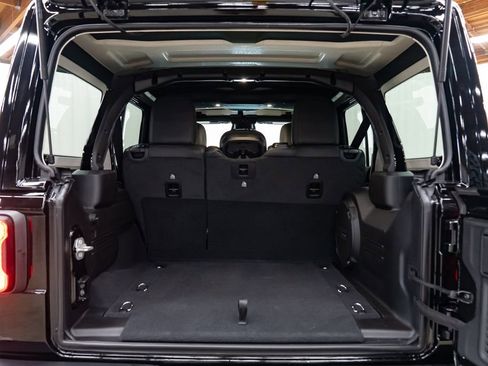 New 2026 Jeep Wrangler Unlimited Rubicon AWD/4WD image 8