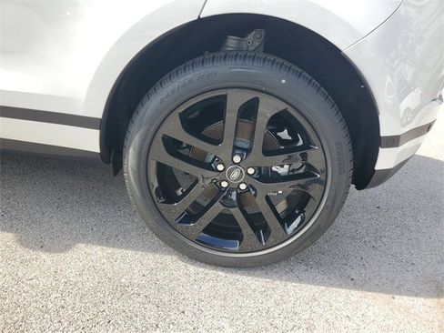 New 2026 Land Rover Range Rover Evoque S image 13