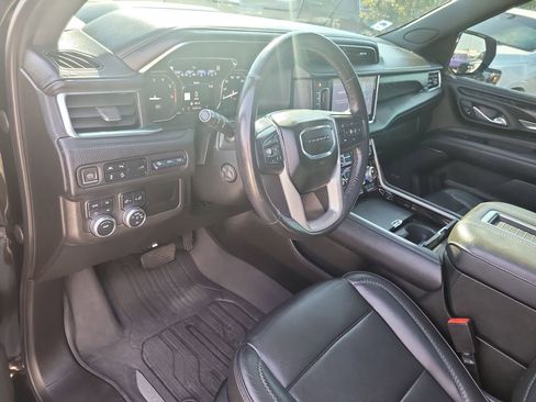 Used 2021 GMC Yukon Denali AWD/4WD image 19