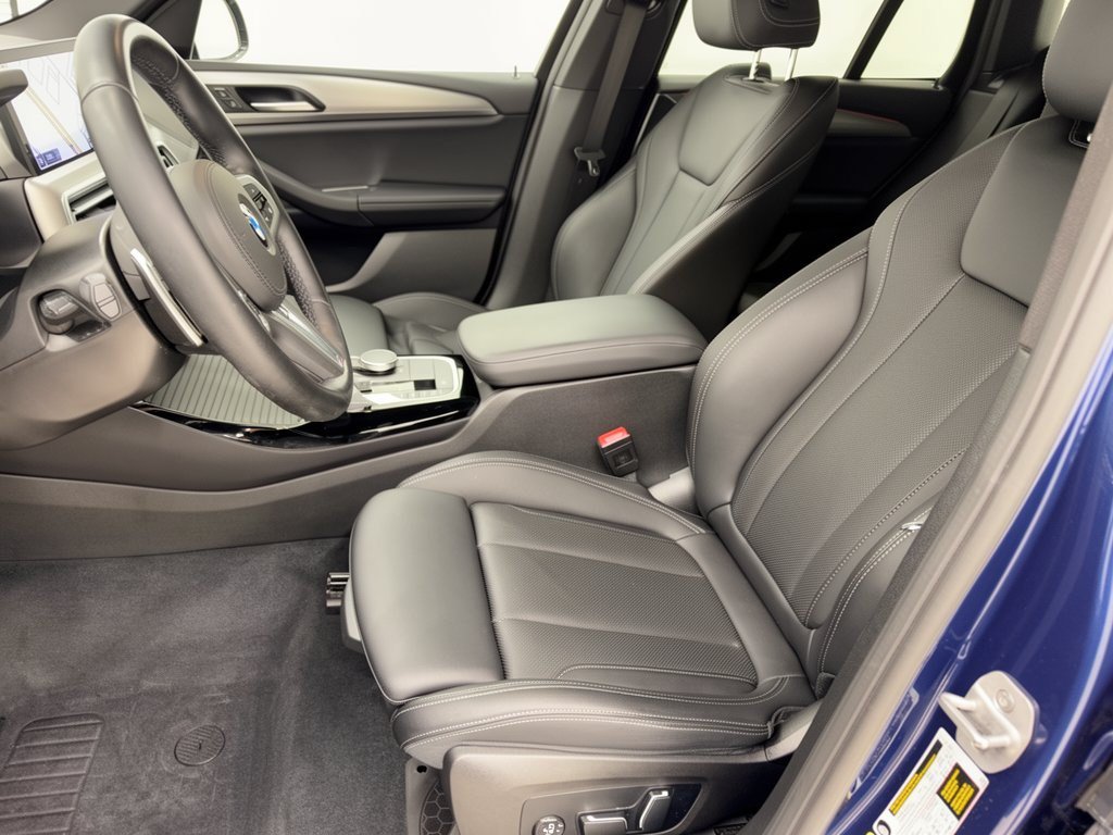 Certified 2024 BMW X3 xDrive30i w/ Premium Package AWD/4WD image 5