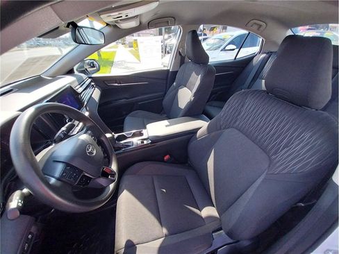 Used 2025 Toyota Camry LE FWD image 15