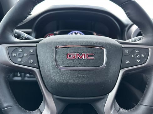 Used 2022 GMC Acadia AT4 w/ Technology Package image 37