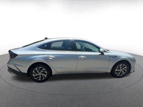 Used 2026 Hyundai Sonata Blue FWD image 16