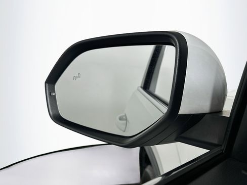 Used 2019 Volkswagen Atlas SE image 16