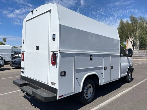 New 2025 Chevrolet Express 3500 w/ Power Convenience Package image 10