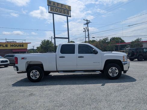 Used 2012 Chevrolet Silverado 2500 LT w/ Interior Plus Package AWD/4WD image 5