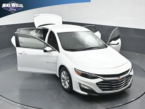 Used 2023 Chevrolet Malibu LT image 25