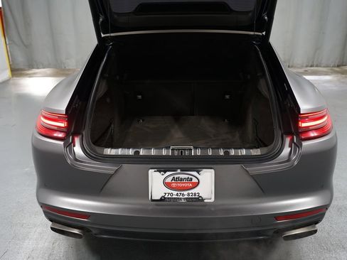 Used 2018 Porsche Panamera image 36