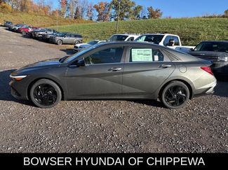 New 2026 Hyundai Elantra SEL Sport video 2