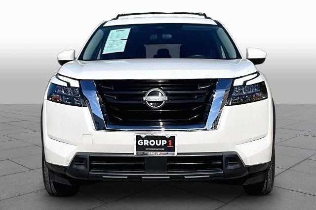 Certified 2024 Nissan Pathfinder SV FWD image 4