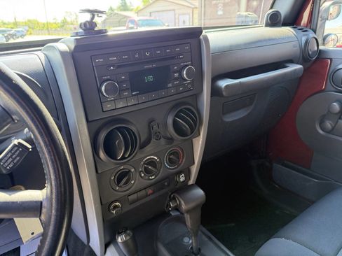 Used 2008 Jeep Wrangler X AWD/4WD image 13