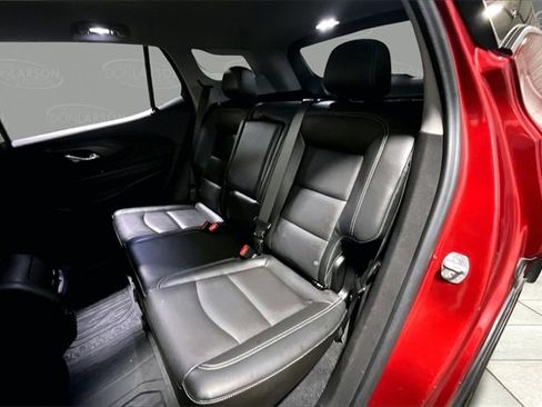 Used 2022 GMC Terrain SLT w/ LPO, Floor Liner Package image 14