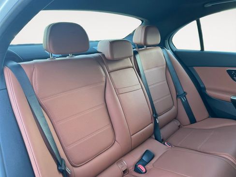 Used 2025 Mercedes-Benz C 300 Sedan image 30
