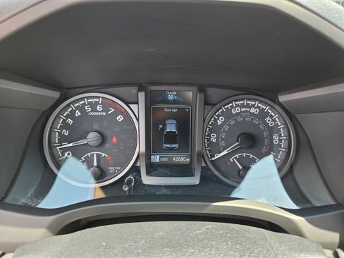 Certified 2023 Toyota Tacoma TRD Off-Road w/ Technology Package RWD image 26