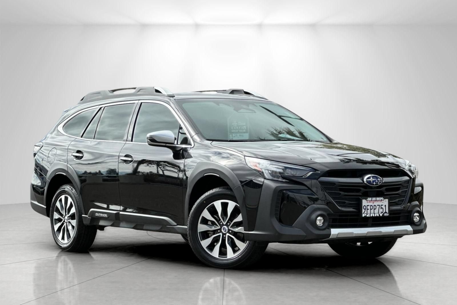Used 2023 Subaru Outback Touring XT AWD/4WD image 1