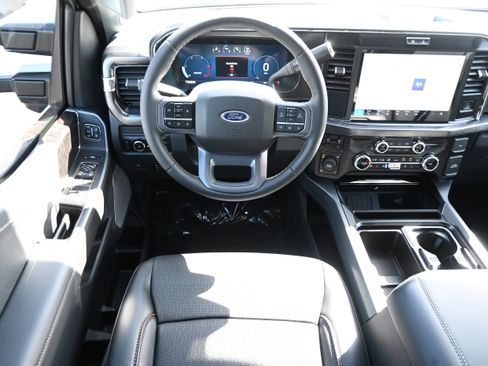 New 2026 Ford F250 Lariat w/ Black Appearance Package AWD/4WD image 22