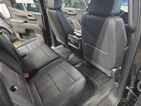 New 2026 Chevrolet Silverado 1500 High Country AWD/4WD image 14