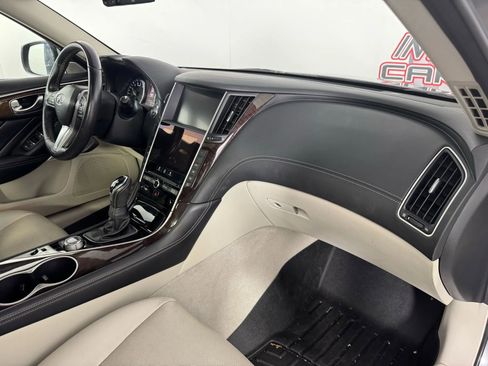 Used 2018 INFINITI Q50 Luxe w/ Sensory Package (Luxe) image 12