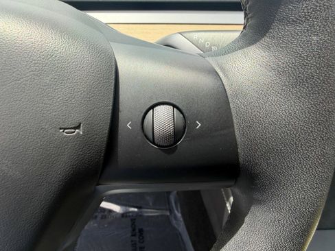 Used 2021 Tesla Model 3 Long Range AWD/4WD image 14