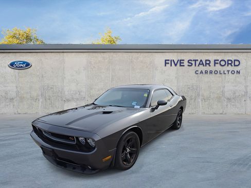 Used 2013 Dodge Challenger R/T Plus image 5