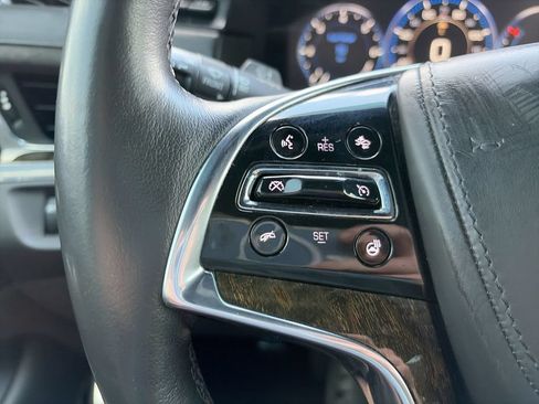 Used 2015 Cadillac Escalade Platinum AWD/4WD image 26