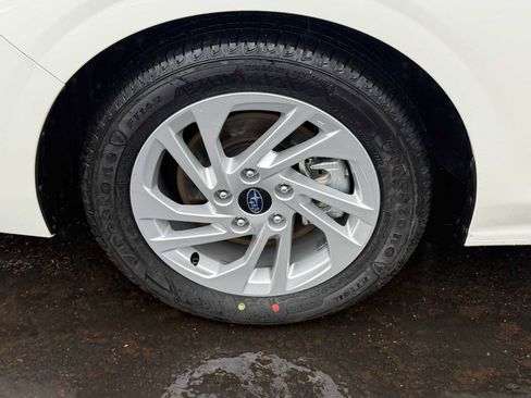 Certified 2025 Subaru Impreza 2.0i image 10