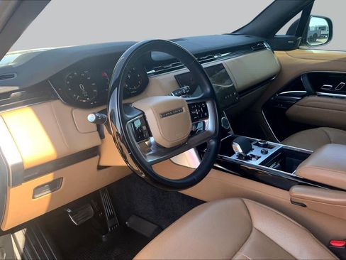 Used 2023 Land Rover Range Rover Long Wheelbase SE AWD/4WD image 18