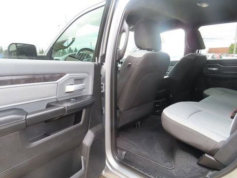 Used 2022 RAM 2500 Big Horn image 21