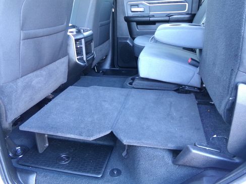 Used 2022 RAM 2500 Big Horn w/ Level A Equipment Group image 26