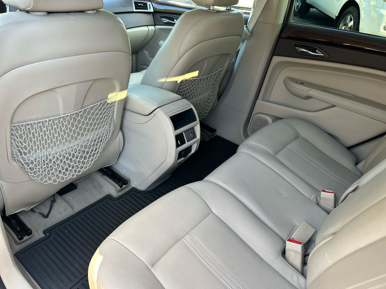 Used 2011 Cadillac SRX Luxury FWD image 55