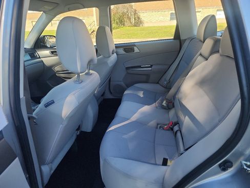Used 2011 Subaru Forester 2.5X image 10