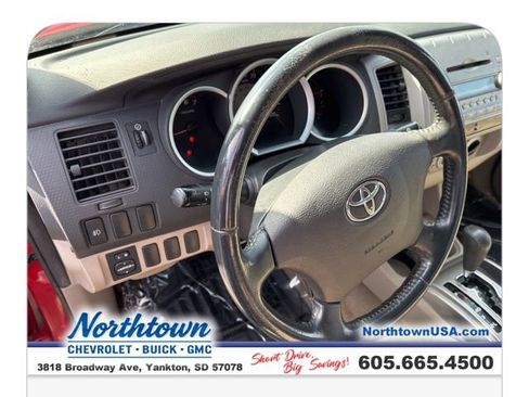 Used 2005 Toyota Tacoma PreRunner image 12