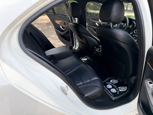 Used 2020 Mercedes-Benz C 300 Sedan image 5