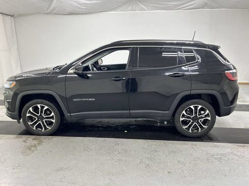 Used 2022 Jeep Compass Limited AWD/4WD image 6