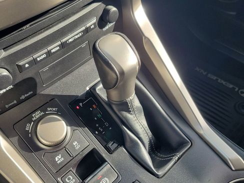 Used 2015 Lexus NX 300h 300h image 31