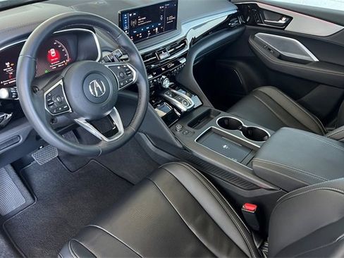 Certified 2025 Acura MDX w/ Technology Package image 10