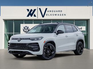 New 2026 Volkswagen Tiguan SE R-Line video 1