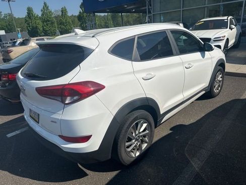 Used 2017 Hyundai Tucson SE Plus AWD/4WD image 13