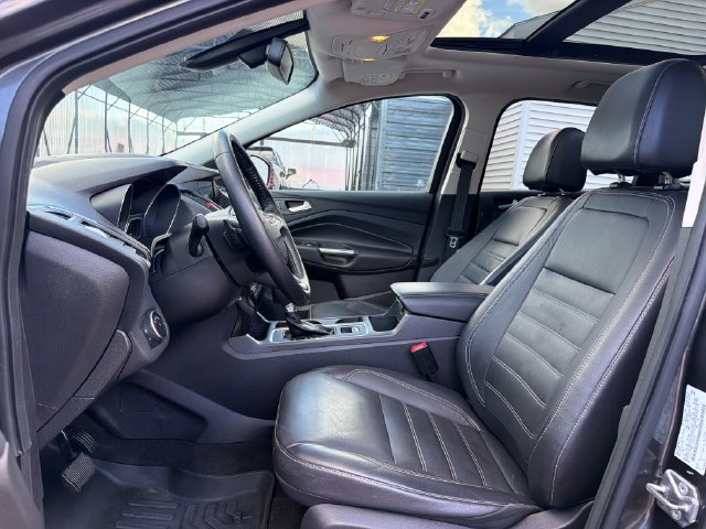 Used 2017 Ford Escape Titanium AWD/4WD image 11